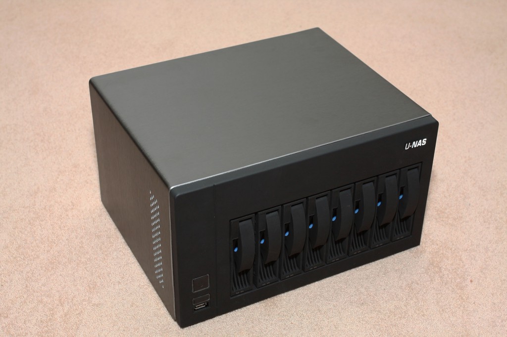 Building an 8 Bay Home Nas in the U-NAS NSC-800 Case.